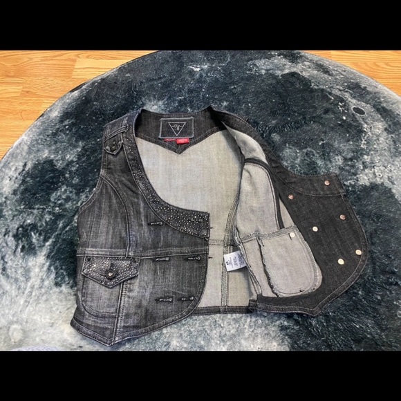 🔻SALE🔻GUESS🔹NEW CONDITION - Picture 8 of 14
